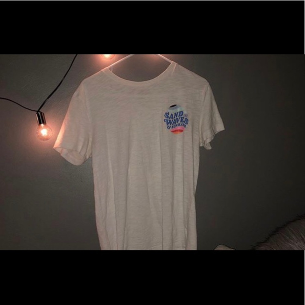 white short sleeve